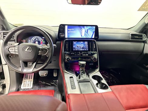 Used 2024 Lexus LX 600 F Sport AWD/4WD image 29