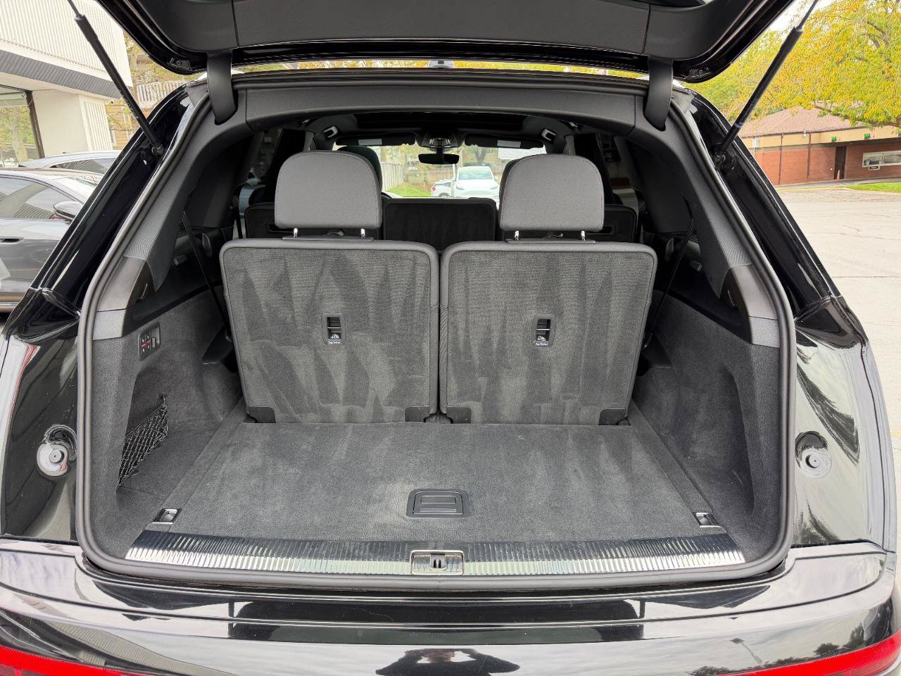 Used 2023 Audi Q7 3.0T Premium AWD/4WD image 22