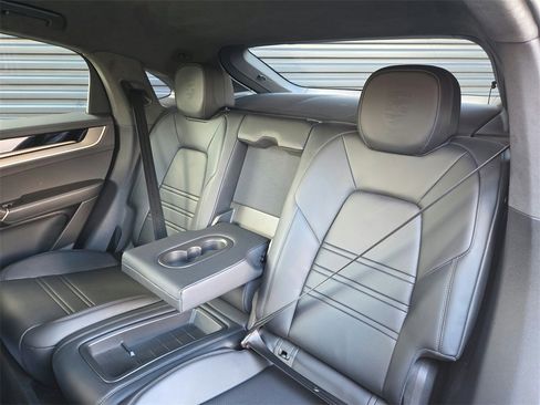 Used 2024 Porsche Cayenne Turbo GT image 15