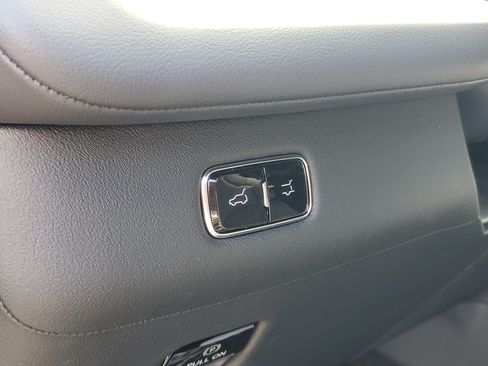 New 2026 Lincoln Navigator Reserve w/ Jet Appearance Package AWD/4WD image 15