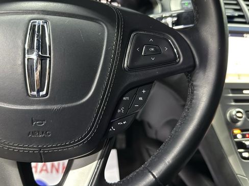 Used 2017 Lincoln MKZ Reserve image 17