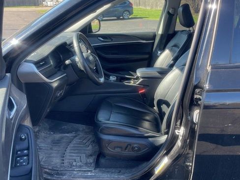 Used 2021 Jeep Grand Cherokee L Limited image 12