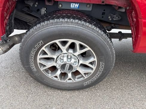 Used 2020 Ford F350 Lariat w/ FX4 Off-Road Package AWD/4WD image 22
