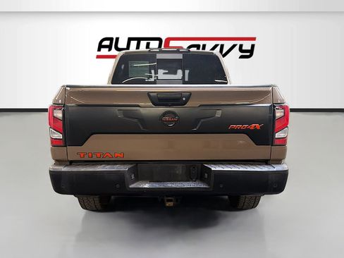 Used 2022 Nissan Titan PRO-4X w/ Pro-4x Convenience Package AWD/4WD image 6