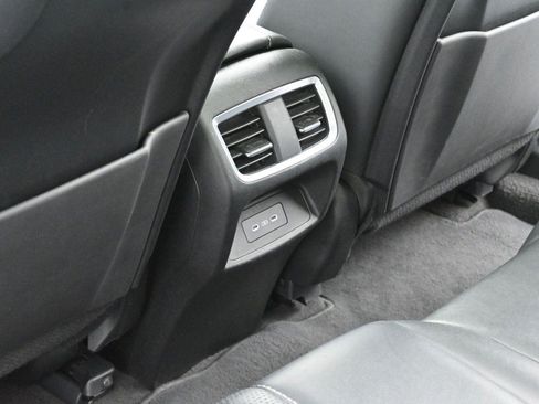 Used 2024 Acura RDX SH-AWD w/ Technology Package image 32