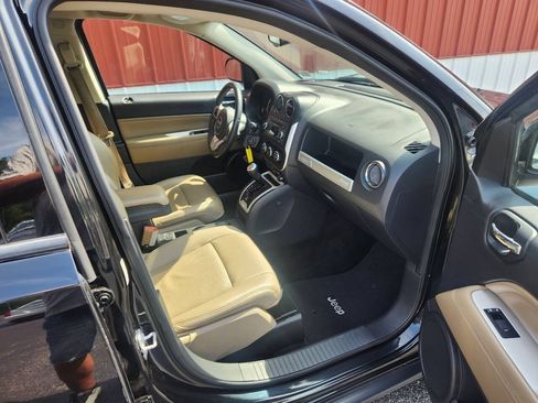 Used 2016 Jeep Compass High Altitude AWD/4WD image 12