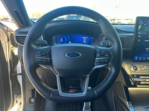 Used 2020 Ford Explorer ST w/ Premium Technology Package image 24