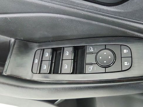 Used 2024 Nissan Rogue S AWD/4WD image 17