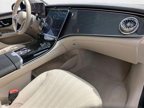 Used 2022 Mercedes-Benz EQS 450+ Sedan image 21