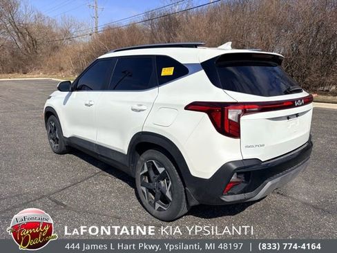 Certified 2024 Kia Seltos EX image 3