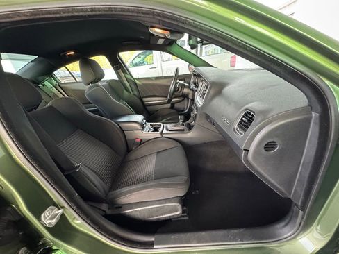 Used 2022 Dodge Charger GT image 15