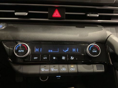 New 2026 Hyundai Elantra Hybrid FWD image 12