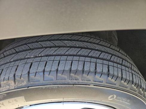 Used 2025 Toyota RAV4 LE image 26