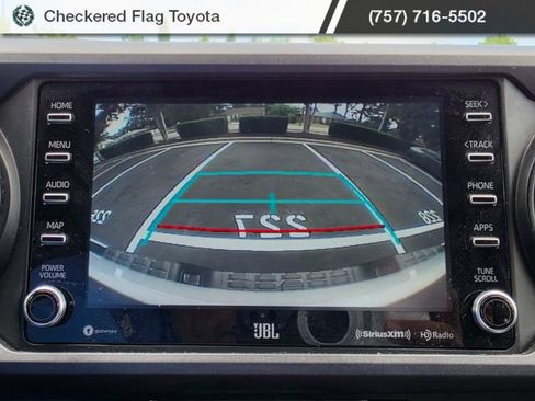 Used 2020 Toyota Tacoma TRD Off-Road w/ TRD Premium Off Road Package AWD/4WD image 17