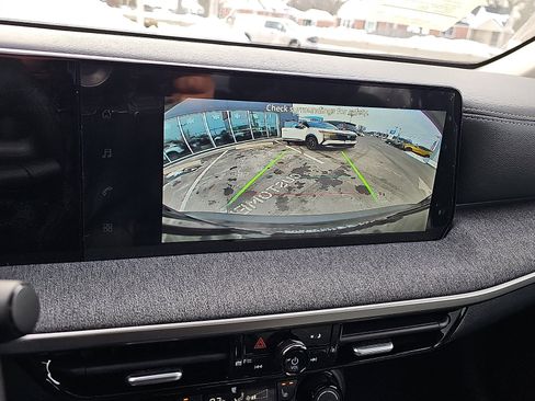 New 2026 Nissan Kicks SV w/ SV Premium Package image 12