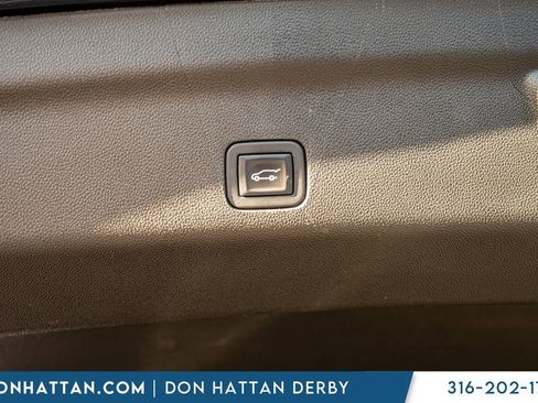 Used 2023 Chevrolet Tahoe LT image 33