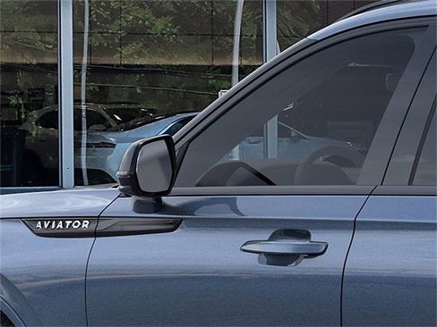 New 2025 Lincoln Aviator AWD w/ Jet Appearance Package image 20
