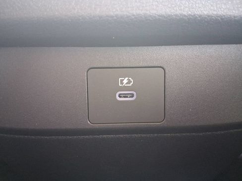 New 2026 Nissan Sentra SR w/ Floor Mat Package FWD image 27