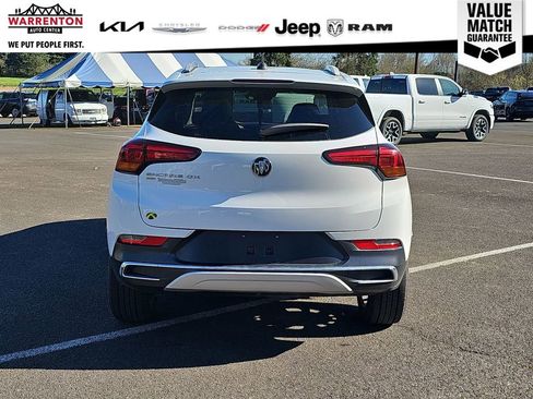 Used 2021 Buick Encore GX Essence w/ Experience Buick Package image 5