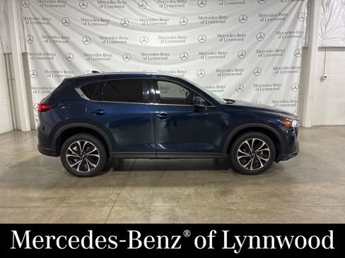 Used 2022 MAZDA CX-5 AWD 2.5 S w/ Premium Plus Pkg image 2