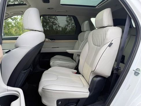 Used 2025 Hyundai Palisade Limited AWD/4WD image 15