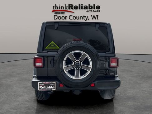Used 2023 Jeep Wrangler Unlimited Sahara w/ Cold Weather Group AWD/4WD image 4