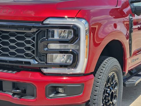 New 2026 Ford F250 Lariat w/ Black Appearance Package AWD/4WD image 10