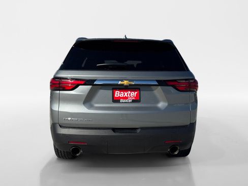 Used 2023 Chevrolet Traverse LS w/ Safety Package image 11