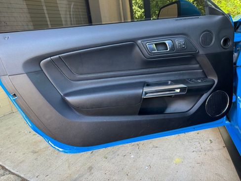 Used 2022 Ford Mustang GT Premium w/ GT Performance Package RWD image 25