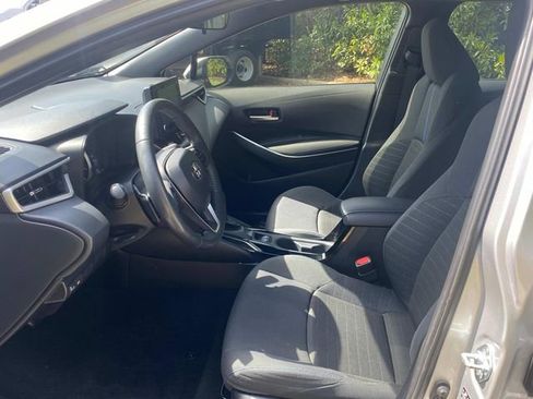 Used 2022 Toyota Corolla SE image 11