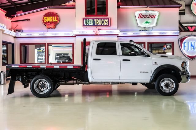 Used 2022 RAM 5500 Tradesman w/ Chrome Appearance Group AWD/4WD image 8