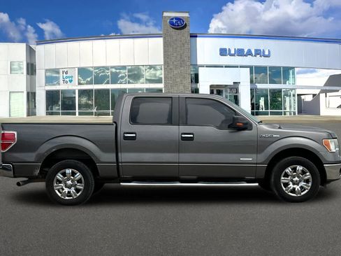 Used 2011 Ford F150 XLT w/ XLT Chrome Pkg RWD image 6