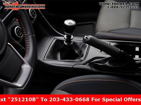 Used 2020 Subaru Crosstrek 2.0i Premium image 39