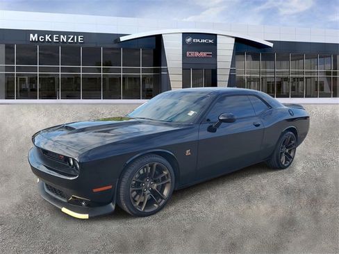 Used 2021 Dodge Challenger R/T Scat Pack w/ Dynamics Package image 2
