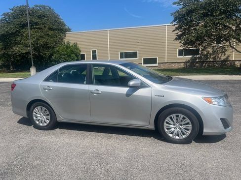 Used 2012 Toyota Camry LE FWD image 27