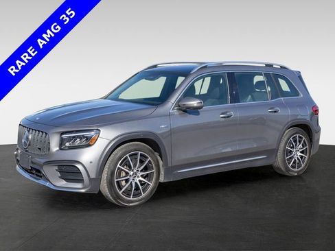 Certified 2025 Mercedes-Benz GLB 35 AMG 4MATIC image 4