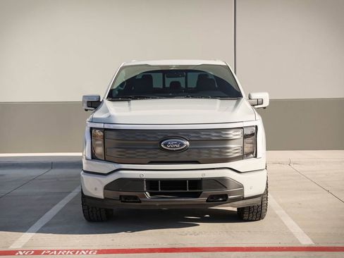 Used 2023 Ford F150 Lightning Lariat w/ Equipment Group 511A High image 3