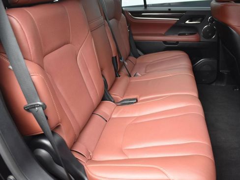 Used 2021 Lexus LX 570 4WD w/ Sport Package image 29