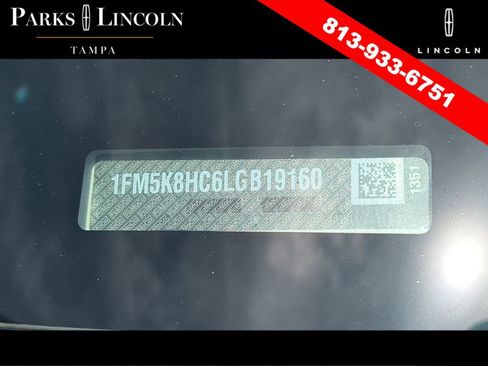 Used 2020 Ford Explorer Platinum w/ Premium Technology Package image 16