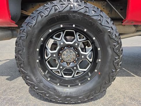 Used 2011 Ford F250 Lariat w/ Lariat Interior Pkg image 10