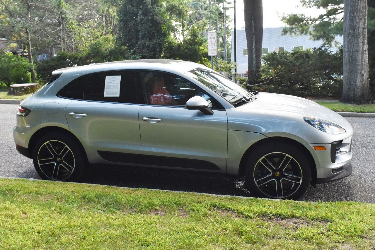 Used 2020 Porsche Macan AWD/4WD image 8