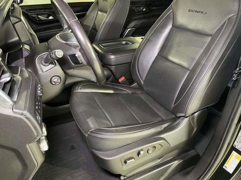 Used 2022 GMC Yukon XL Denali w/ Denali Ultimate Package AWD/4WD image 17