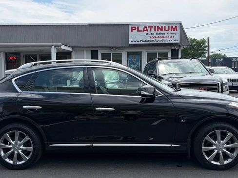 Used 2017 INFINITI QX50 2WD w/ Premium Plus Package image 3