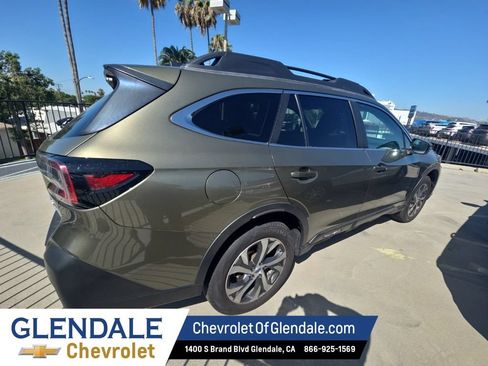 Used 2022 Subaru Outback Limited AWD/4WD image 6