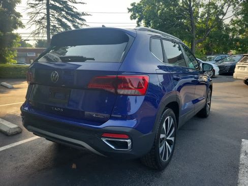 Used 2022 Volkswagen Taos SE AWD/4WD image 3