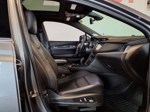 Used 2021 Cadillac XT5 Premium Luxury image 12