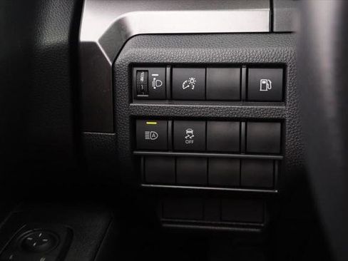 Certified 2025 Toyota 4Runner SR5 AWD/4WD image 14