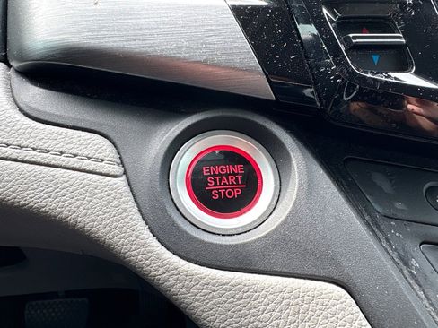 Used 2018 Honda Odyssey EX-L image 28