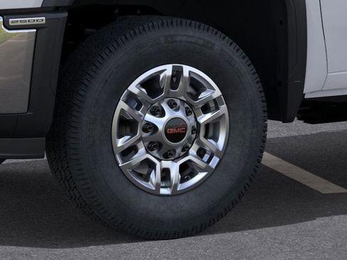 New 2026 GMC Sierra 2500 SLE w/ SLE Value Package; image 9
