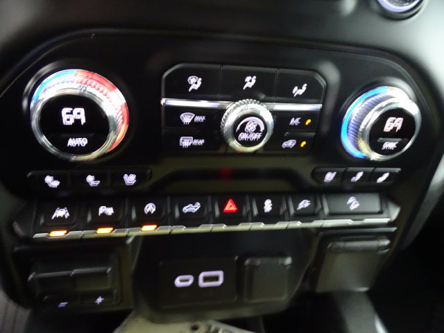 Certified 2020 GMC Sierra 1500 AT4 w/ AT4 Premium Package AWD/4WD image 13